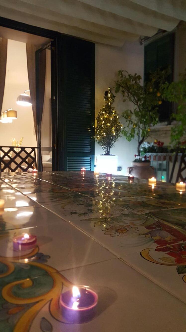 סלרנו Boutique Apartment Al Duomo מראה חיצוני תמונה