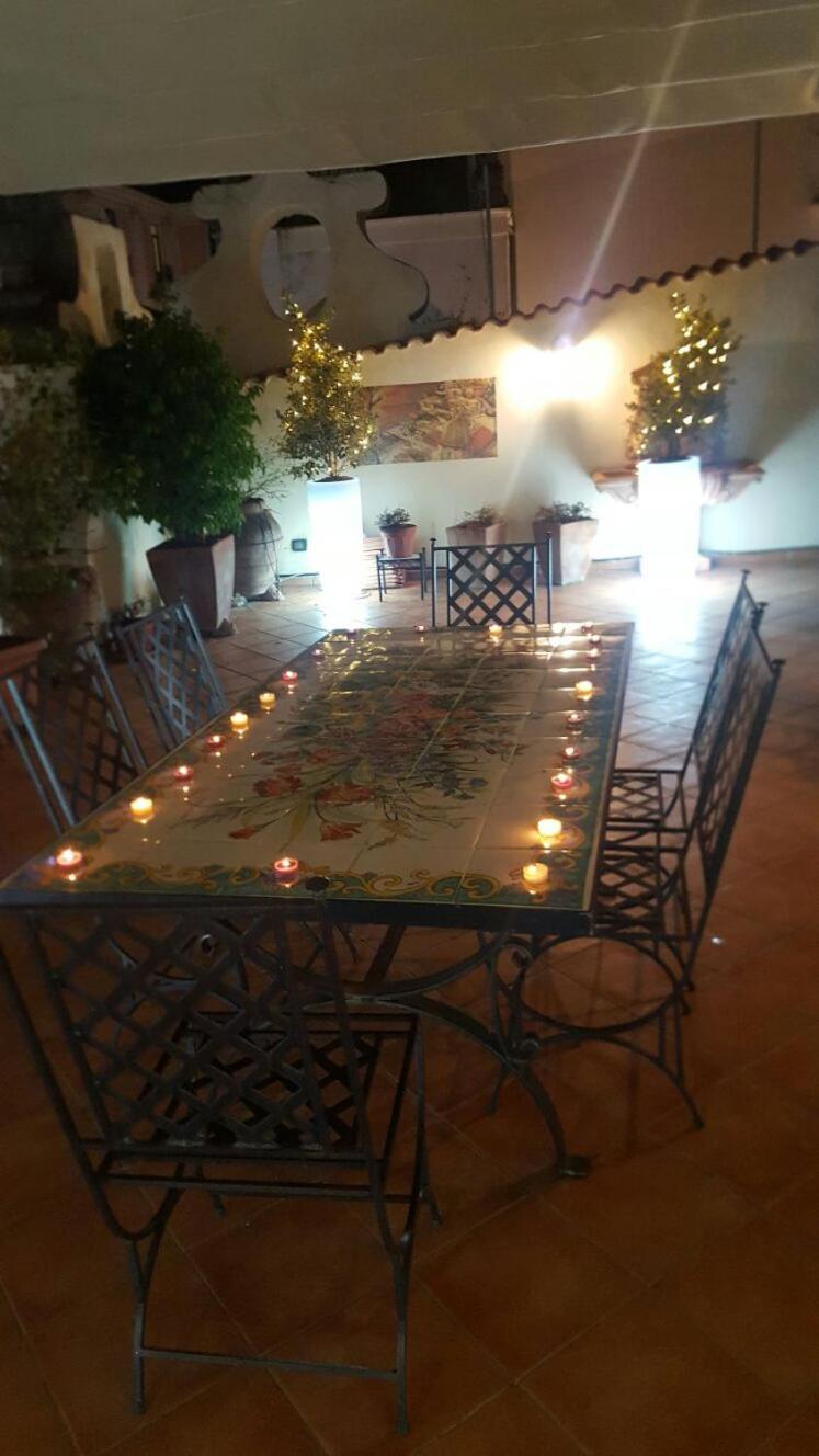 סלרנו Boutique Apartment Al Duomo מראה חיצוני תמונה